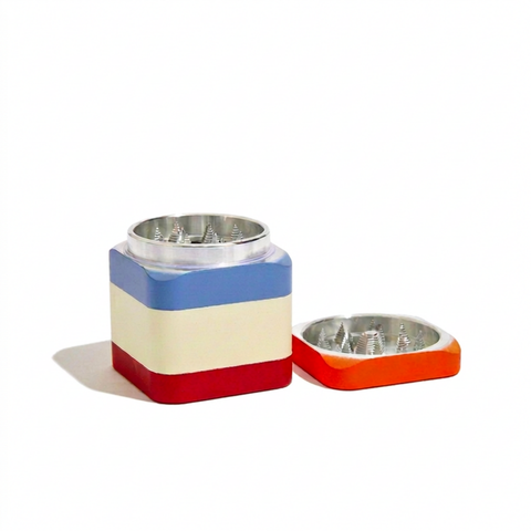 Edie Parker Poppy Grinder Teeth